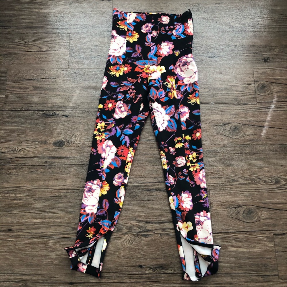 Previously owned High Waist Leggings by Zara